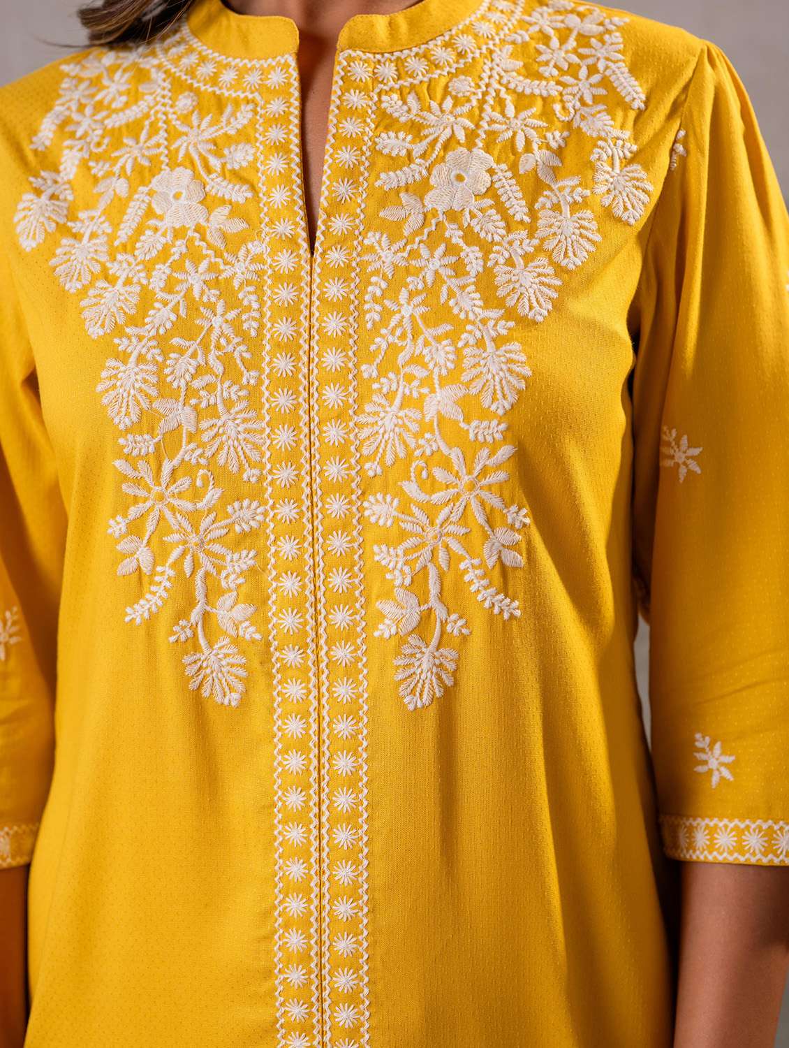 women embroidered three quarter sleeve ethnic co-ord set - 22550047 -  Standard Image - 4