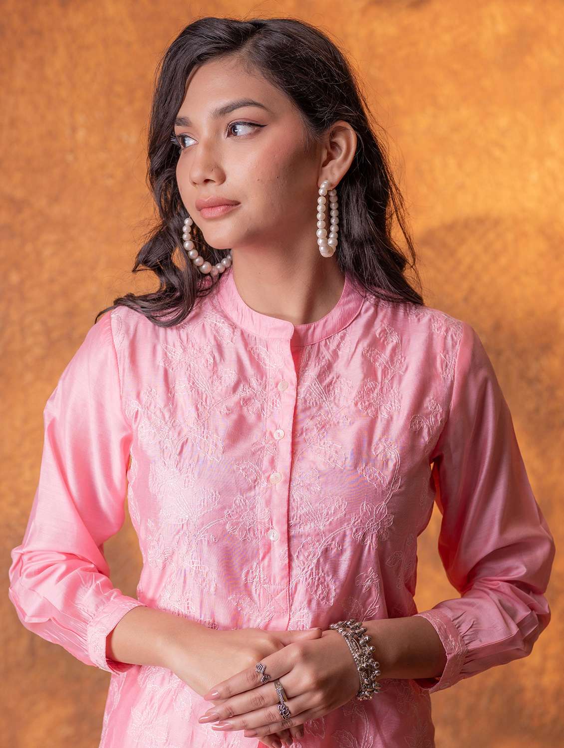 women embroidered three quarter sleeves straight kurta - 22550217 -  Standard Image - 1