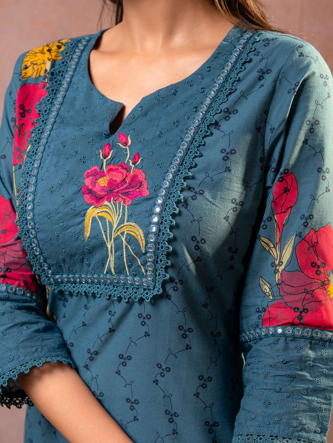 women printed three quarter sleeves straight kurta - 22550272 -  Standard Image - 4