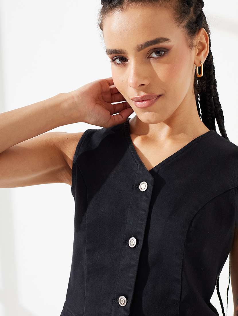 Women Solid Sleeveless Top And Shorts Co-ord Set - 22550978 -  Standard Image - 1