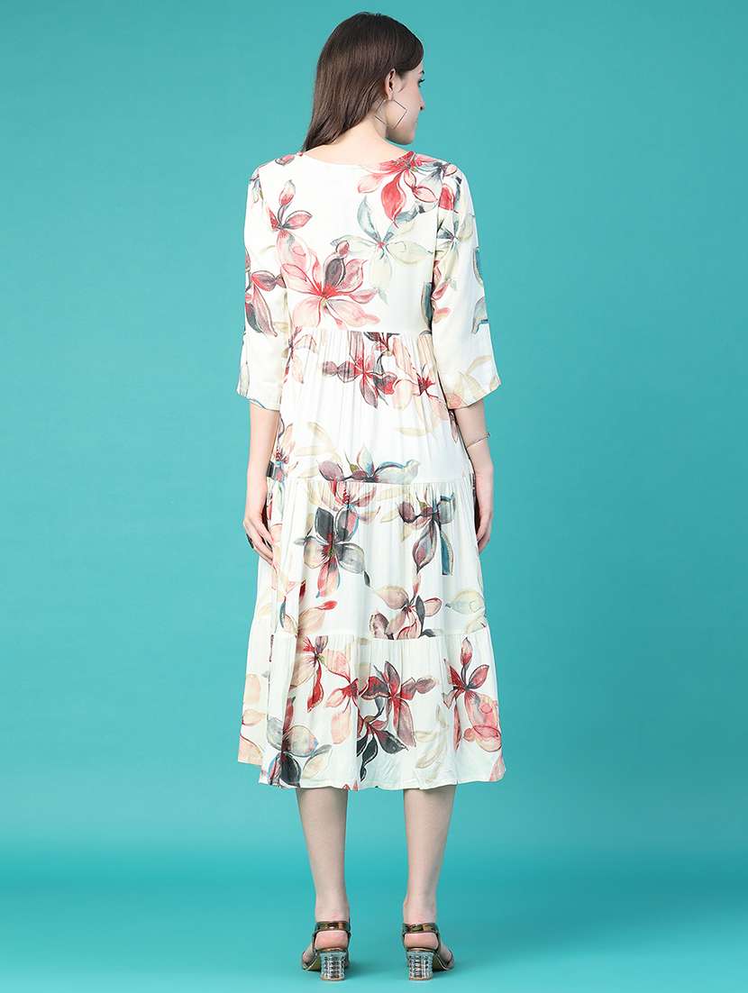 Women Printed Three Quarter Sleeves Tiered Dress - 22551984 -  Standard Image - 4