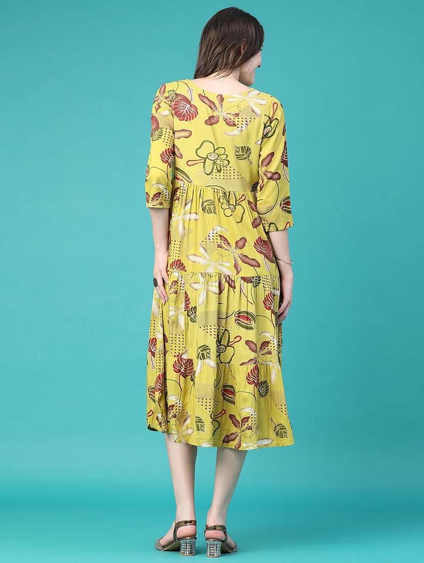 Women Printed Three Quarter Sleeves Tiered Dress - 22551986 -  Standard Image - 4