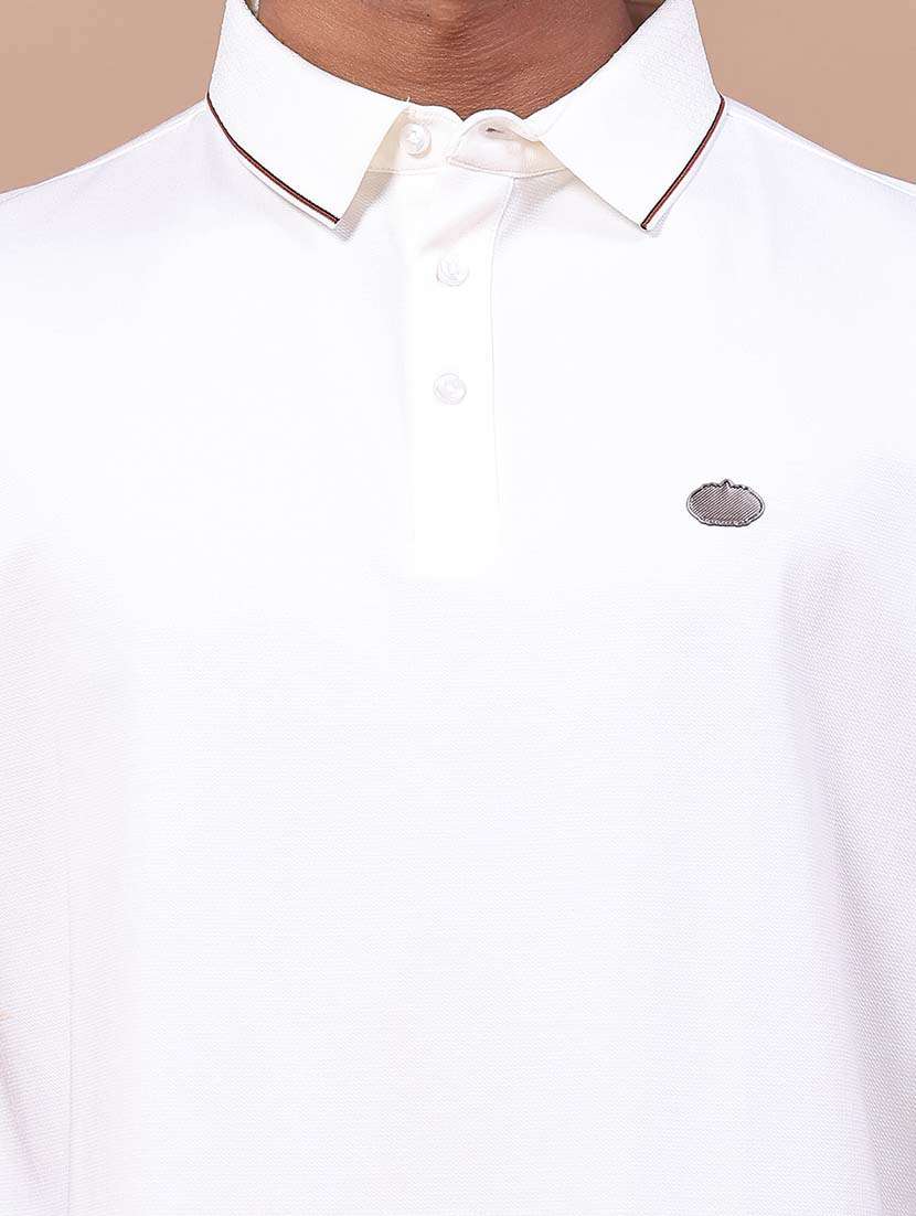 Men Solid Short Sleeve Regular Fit Polo T-shirt - 22552677 -  Standard Image - 1