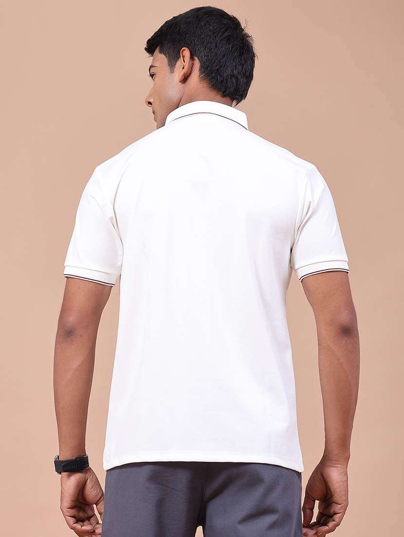 Men Solid Short Sleeve Regular Fit Polo T-shirt - 22552677 -  Standard Image - 4