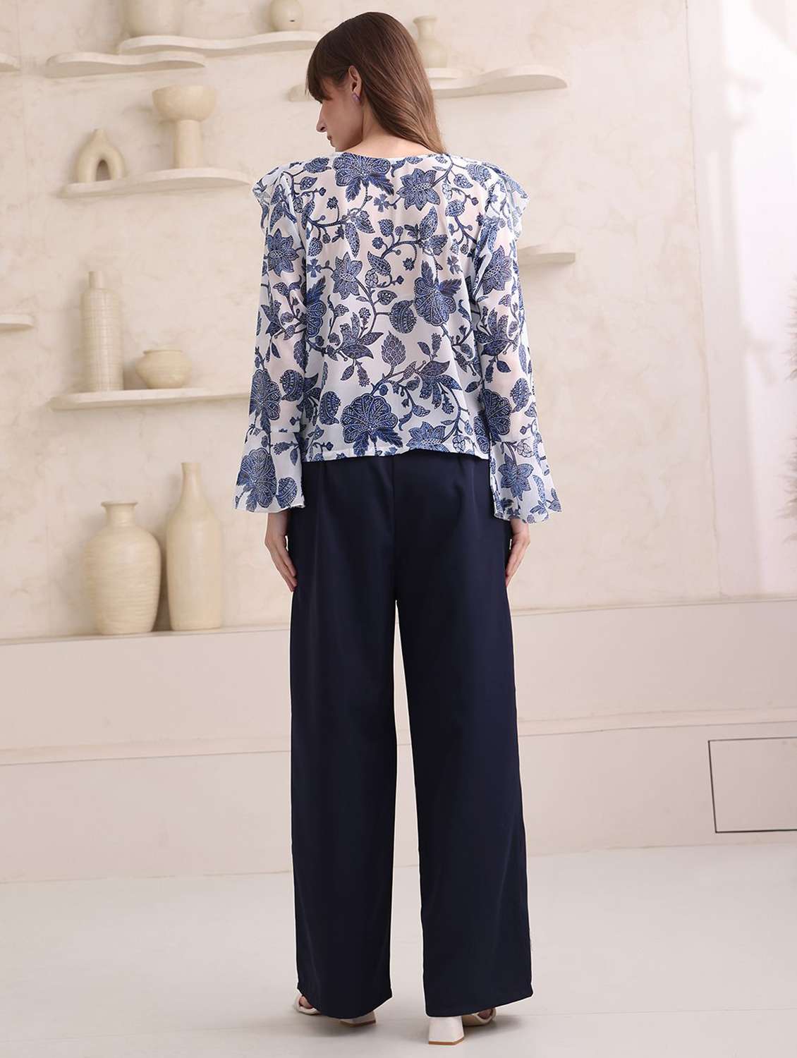 white georgette regular top - 22553601 -  Standard Image - 4