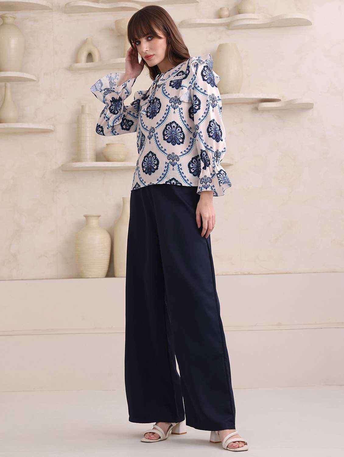 white cotton blend regular top - 22553606 -  Standard Image - 4
