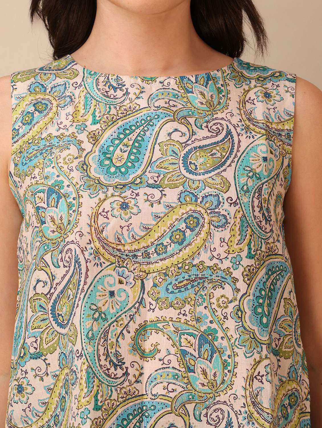 green cotton blend crop top - 22553629 -  Standard Image - 1