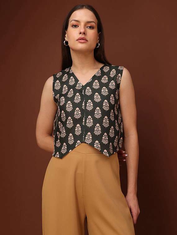 green cotton blend crop top