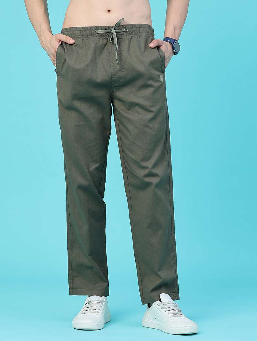 men solid mid rise flat front casual trouser