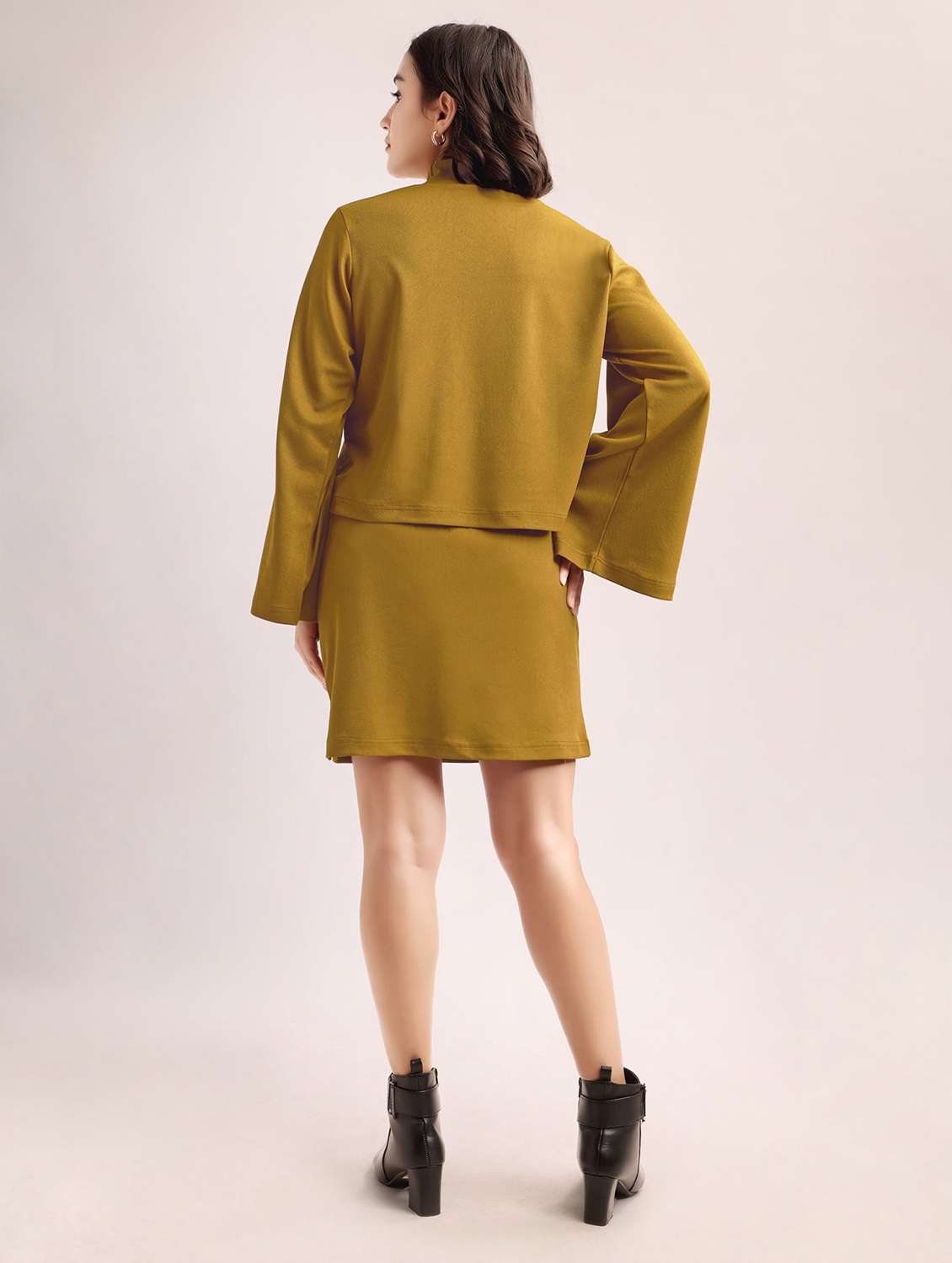 women solid long sleeves top and skirt set - 22553735 -  Standard Image - 4