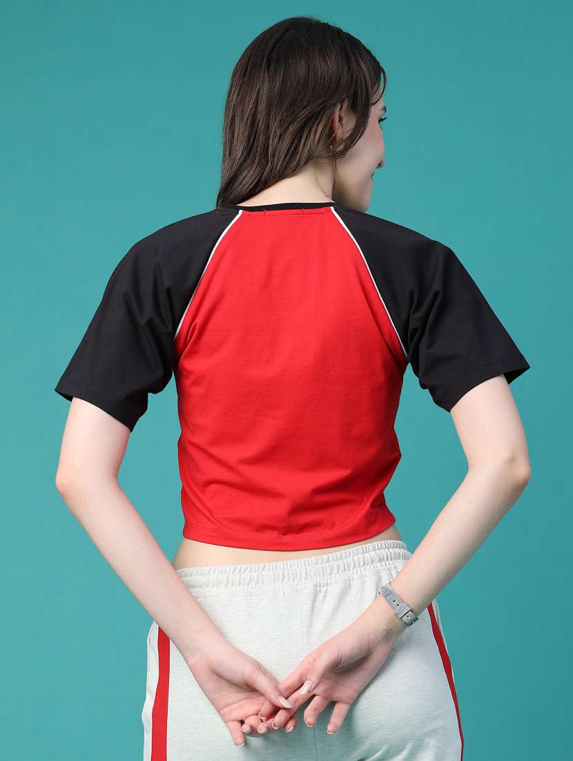 Women Colourblocked Raglan Sleeves Crop T-shirt - 22553963 -  Standard Image - 4