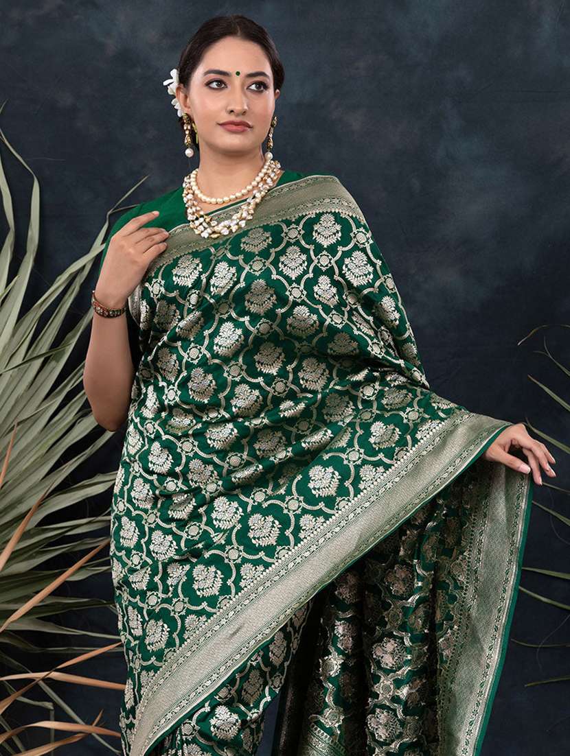 women self design banarasi saree with blouse - 22554685 -  Standard Image - 4