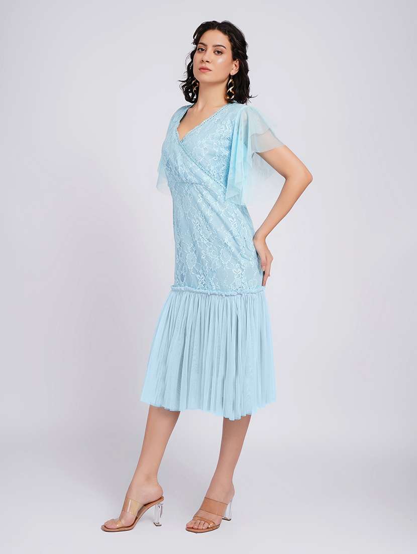 women self design flared sleeves sheath dress - 22554886 -  Standard Image - 4