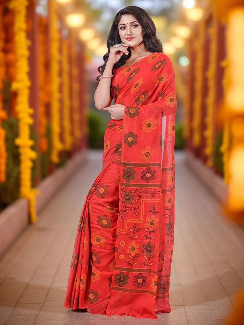 women printed handloom saree with blouse - 22554904 -  Standard Image - 1