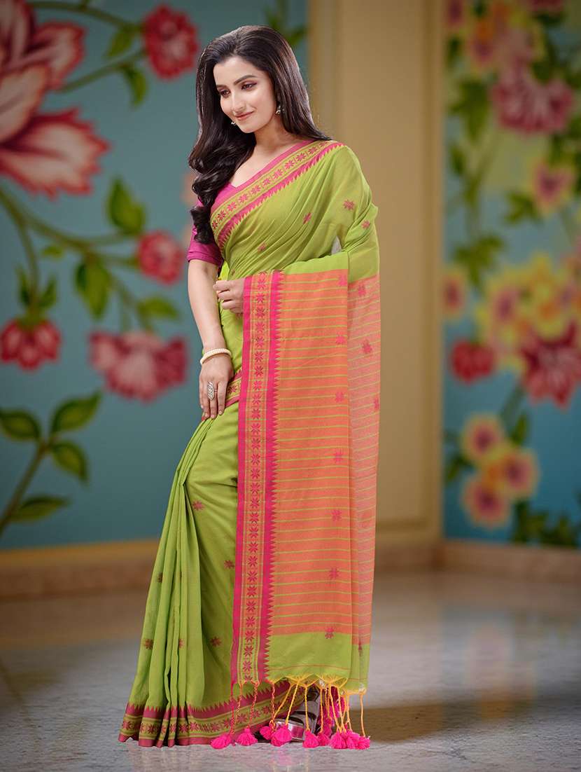 women self design handloom saree with blouse - 22554907 -  Standard Image - 1