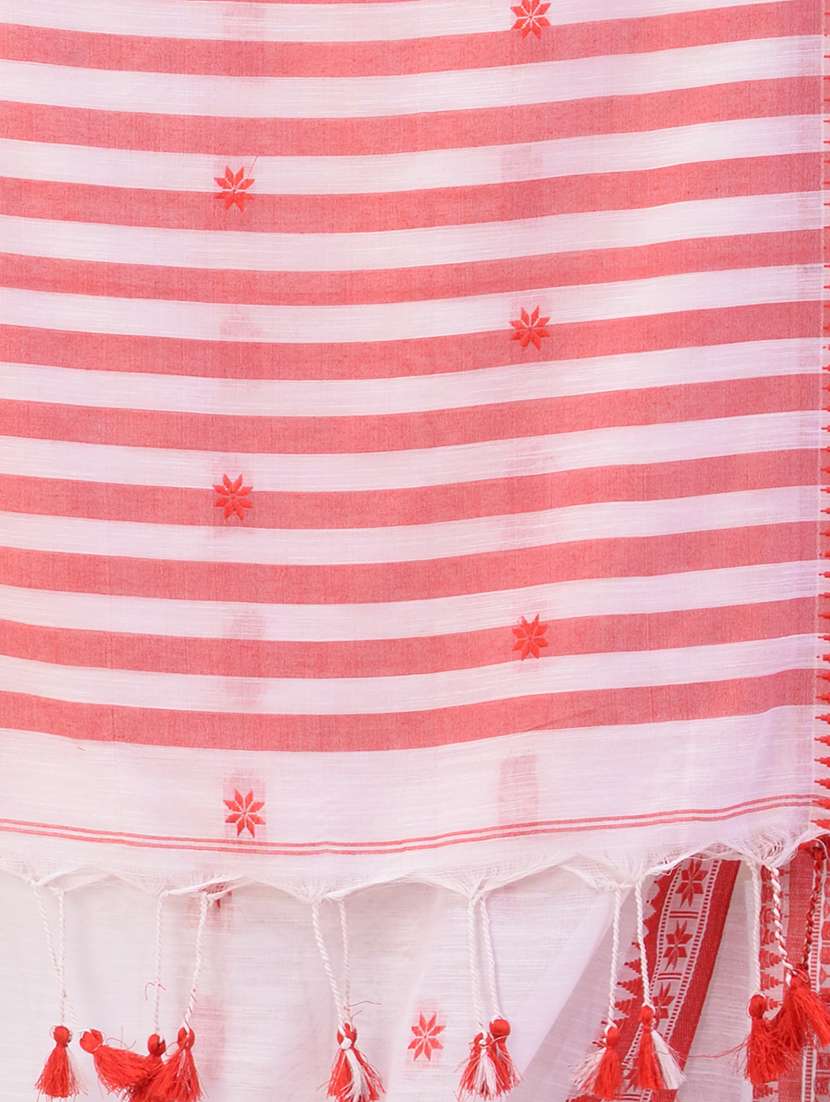 women self design handloom saree with blouse - 22554908 -  Standard Image - 4