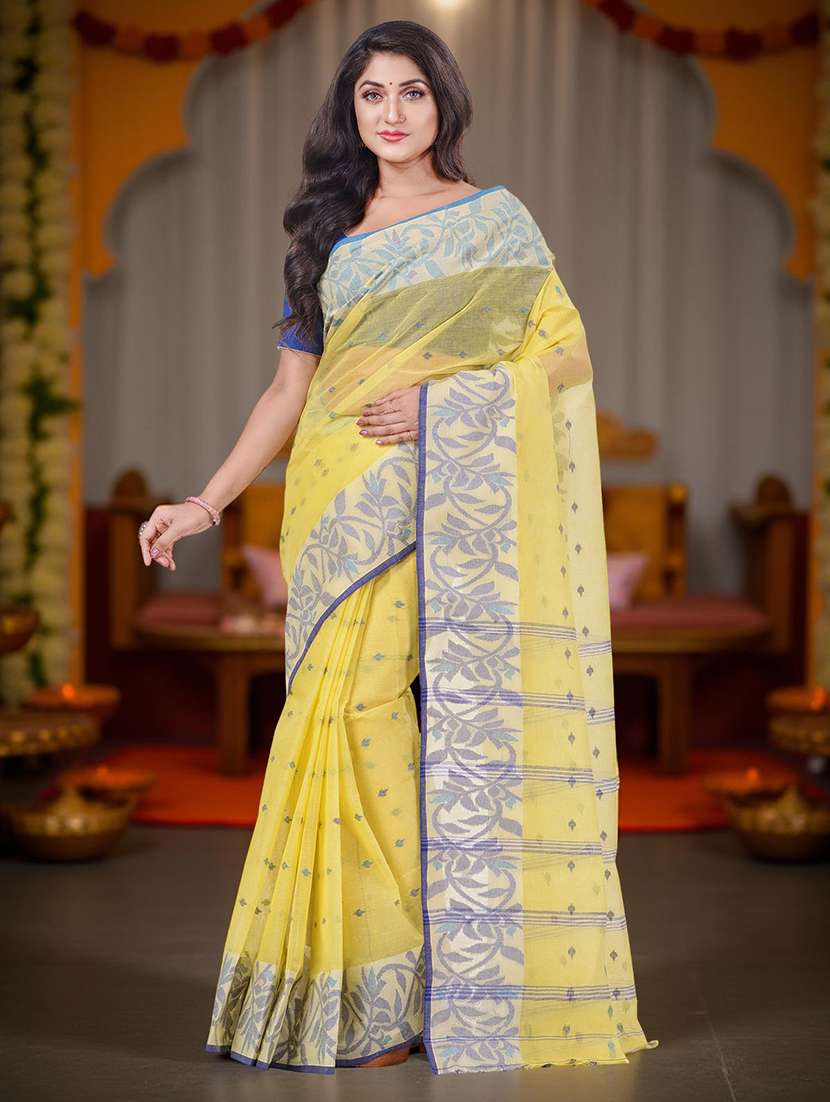 women self design handloom saree