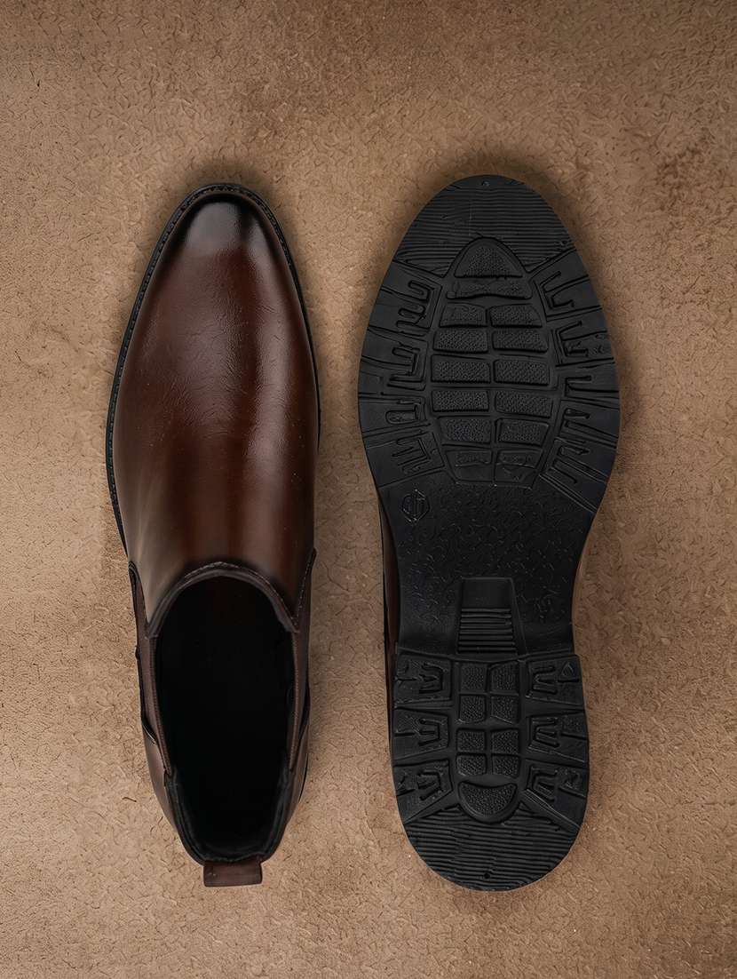 Men Brown Slip On Chelsea Boot - 22555061 -  Standard Image - 4