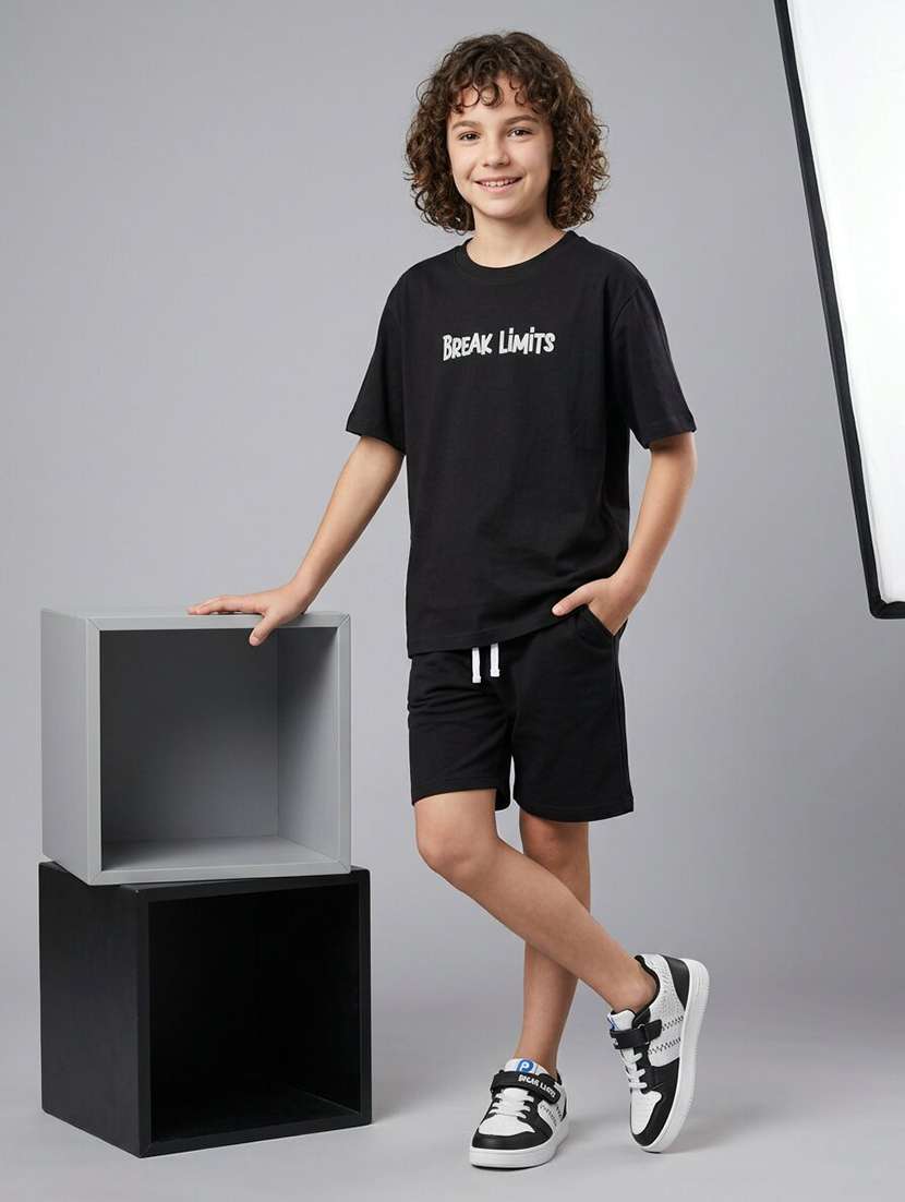Boys Printed Short Sleeves Regular Fit T-shirt - 22555869 -  Standard Image - 4