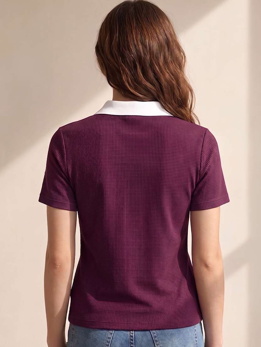 women self design short sleeves polo t-shirt - 22556218 -  Standard Image - 4