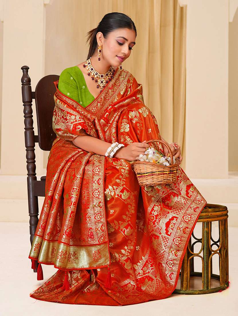 women self design banarasi saree with blouse - 22556902 -  Standard Image - 4
