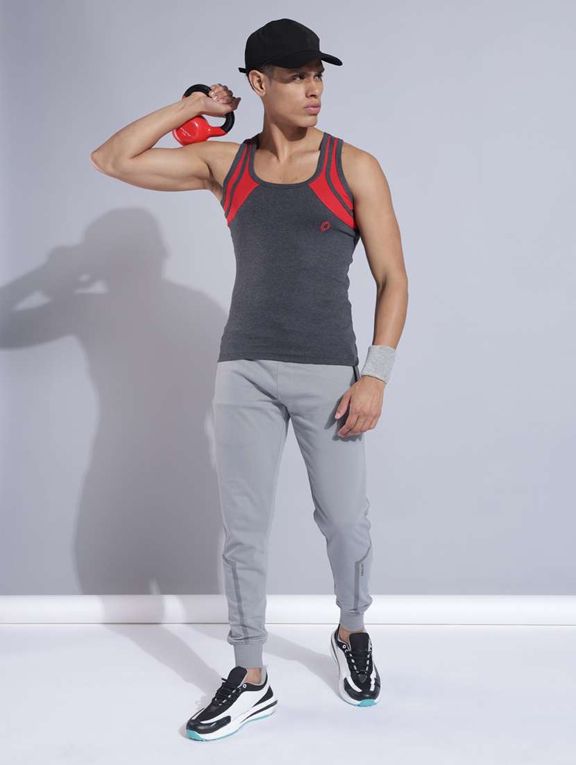 men pack of 3 color block sleeveless vest - 22558134 -  Standard Image - 4