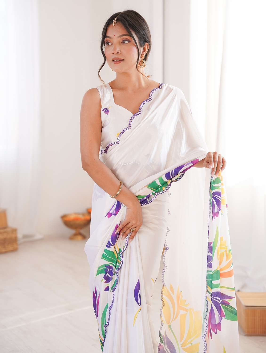 women printed casual wear saree with blouse - 22558239 -  Standard Image - 1
