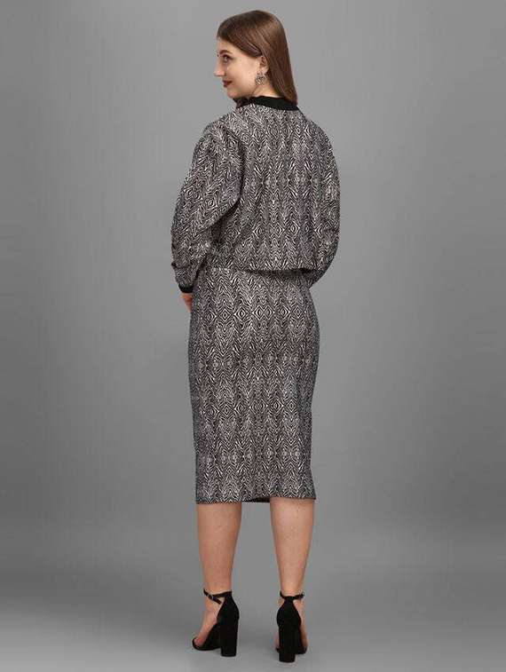 women printed long sleeves top and skirt co-ord set - 22558290 -  Standard Image - 4