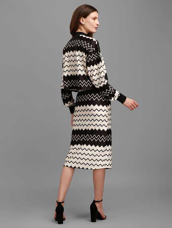 women printed long sleeves top and skirt co-ord set - 22558297 -  Standard Image - 4