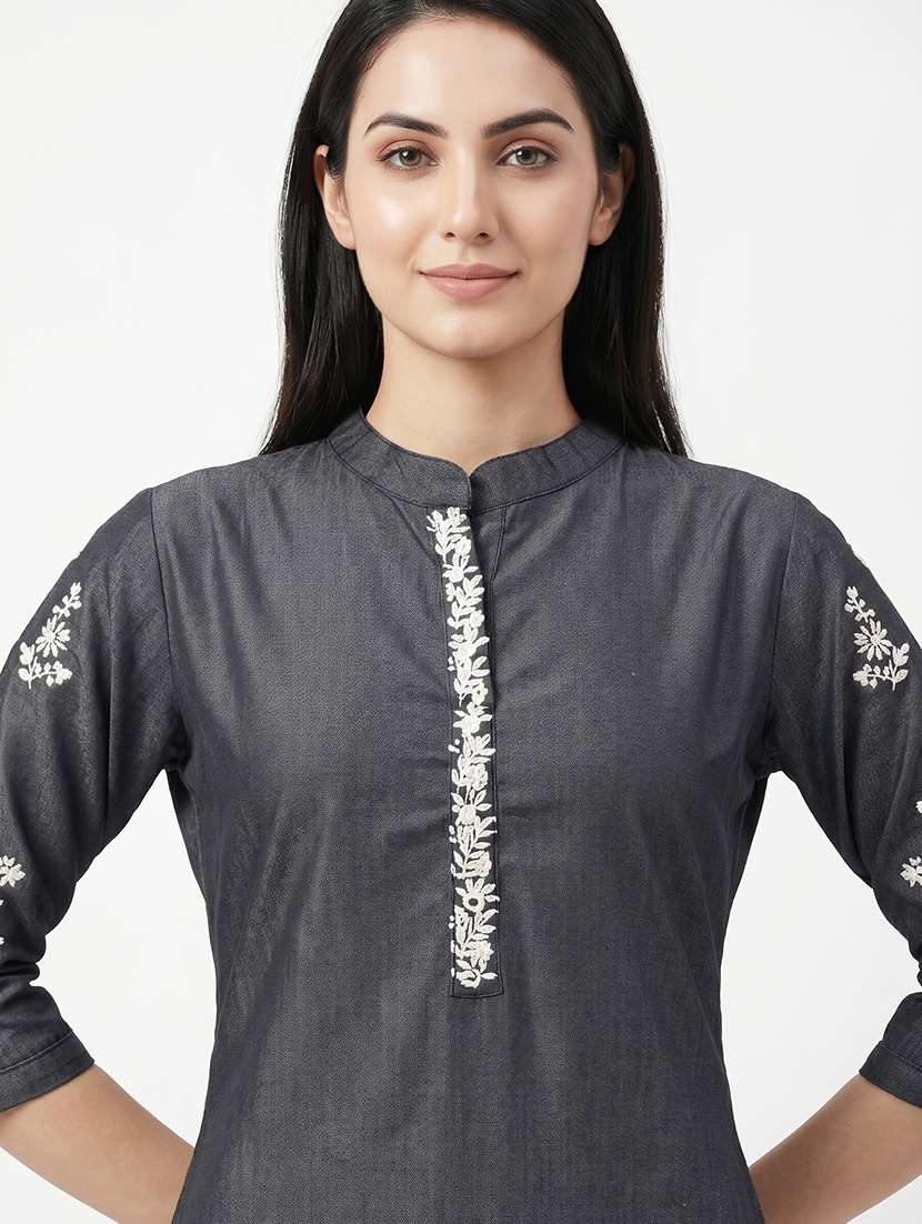 women embroidered three quarter sleeve straight kurta - 22558364 -  Standard Image - 1