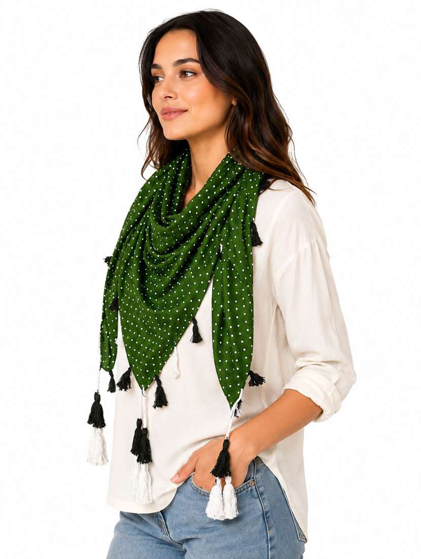women printed scarf featuring with tassels - 22558506 -  Standard Image - 1