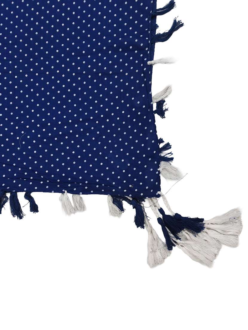 women printed scarf featuring with tassels - 22558516 -  Standard Image - 4