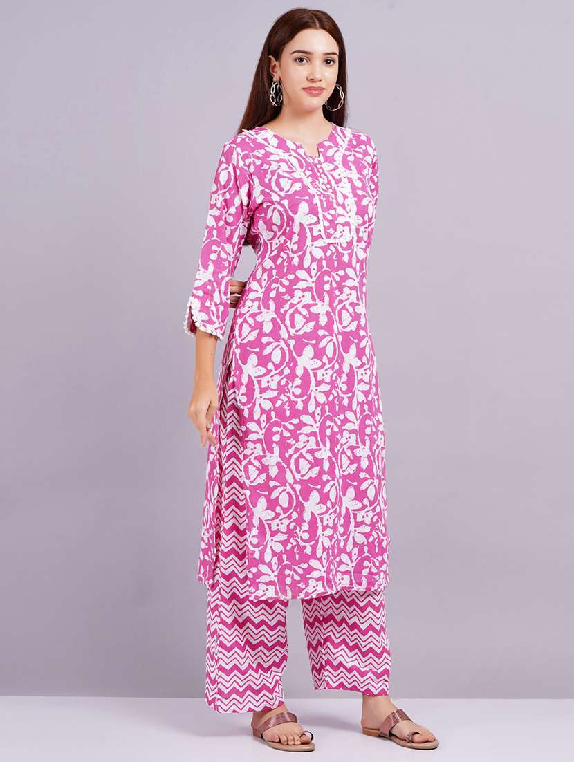 Women Printed Three Quarter Sleeve Kurta Palazzo Set - 22558709 -  Standard Image - 4