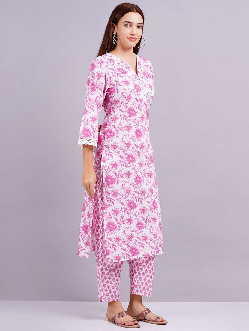 women printed three quarter sleeve kurta pant set - 22558710 -  Standard Image - 4