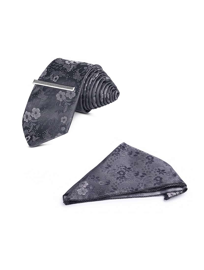 men necktie and pocket square gift box set - 22558720 -  Standard Image - 1