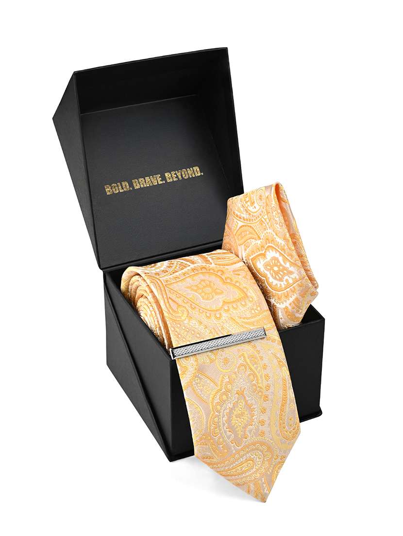 men necktie and pocket square gift box set - 22558741 -  Standard Image - 4