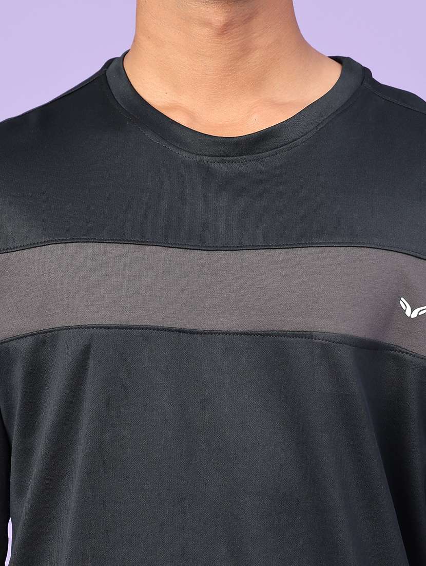 Men Taped Long Sleeves Regular Fit T-shirt - 22561599 -  Standard Image - 1