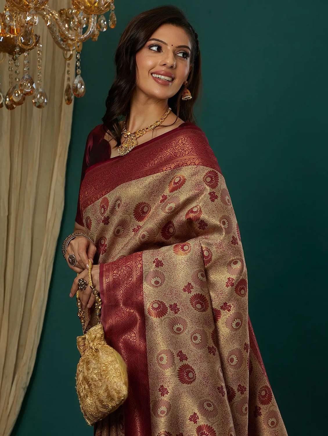 women self design banarasi saree with blouse - 22562852 -  Standard Image - 1