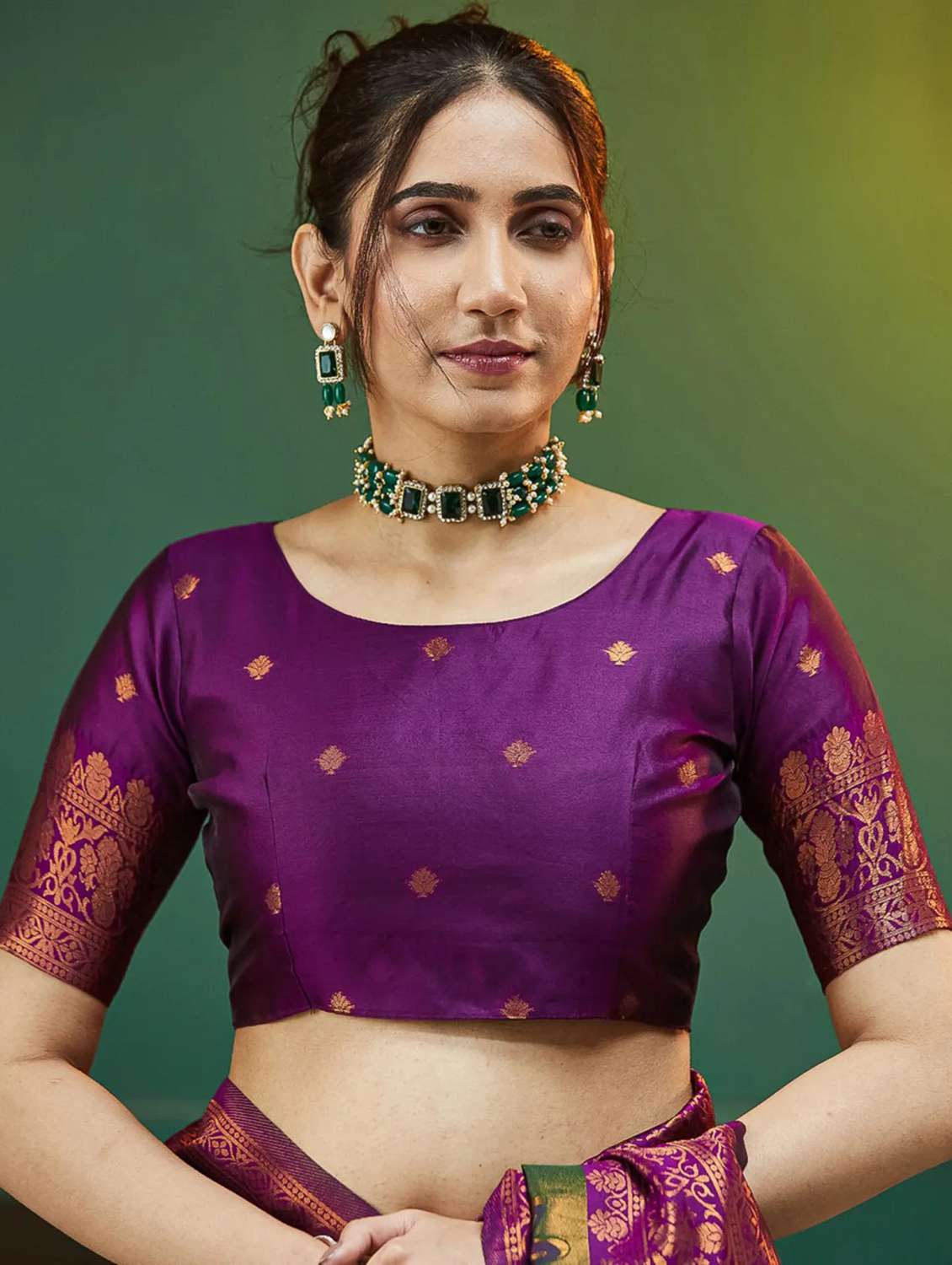 women self design banarasi saree with blouse - 22562892 -  Standard Image - 4