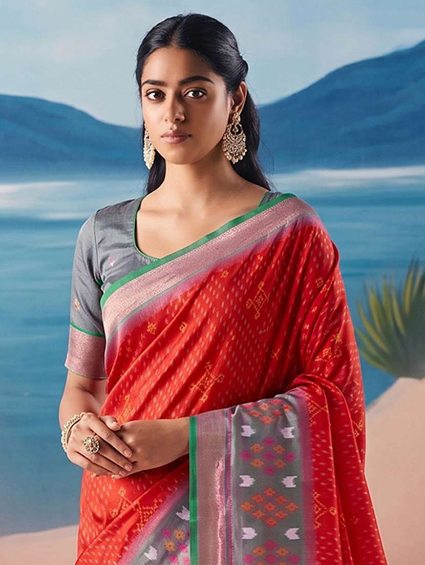 women self design pochampalli saree with blouse - 22564901 -  Standard Image - 1