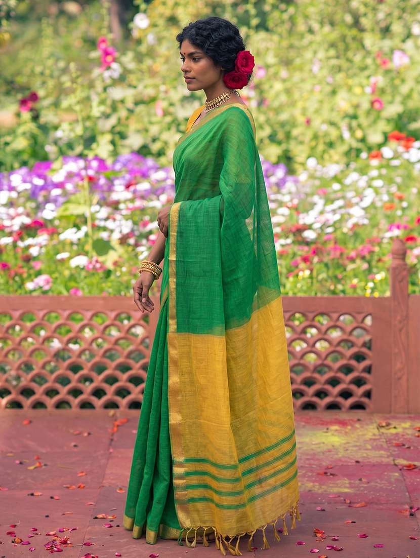 women solid with bordered saree with blouse - 22565017 -  Standard Image - 1