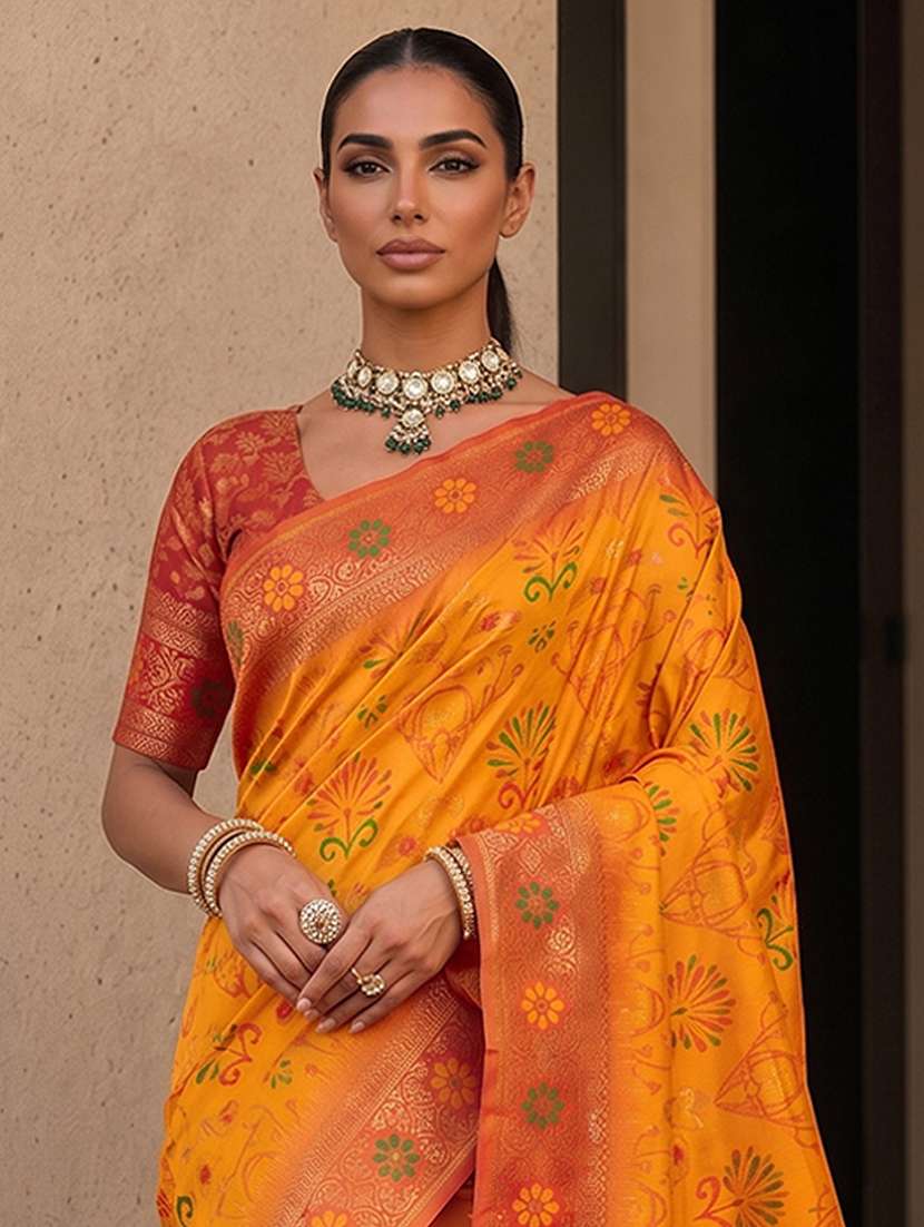Women Self Design Banarasi Saree With Blouse - 22565035 -  Standard Image - 1