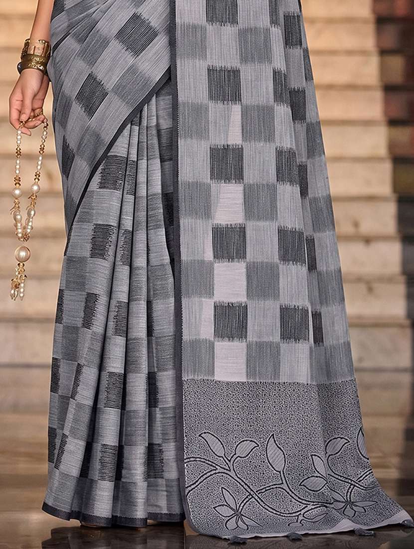 women checkered casual wear saree with blouse - 22565069 -  Standard Image - 1