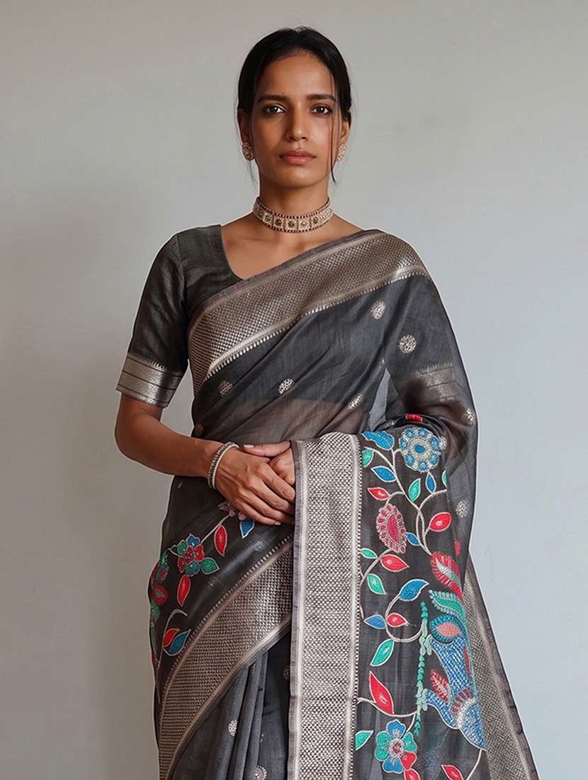 women self design bordered saree with blouse - 22565073 -  Standard Image - 1