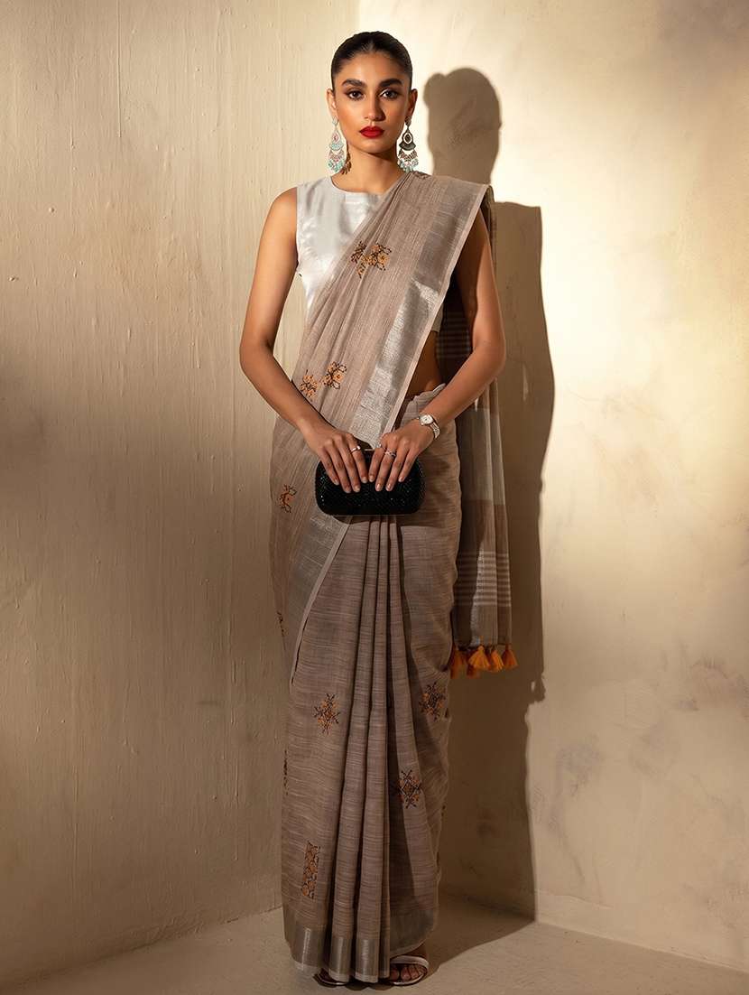 Women Solid With Work Embroidered Saree With Blouse - 22565086 -  Standard Image - 1