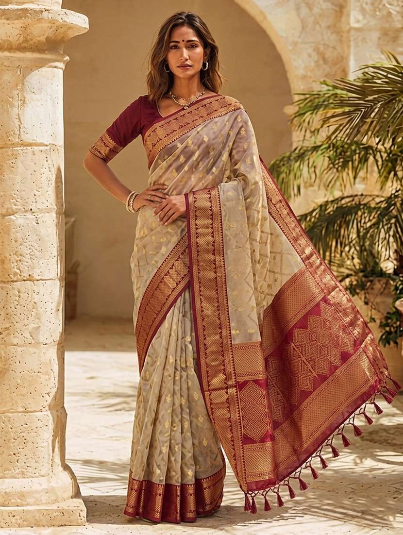 women self design bordered saree with blouse - 22565111 -  Standard Image - 1