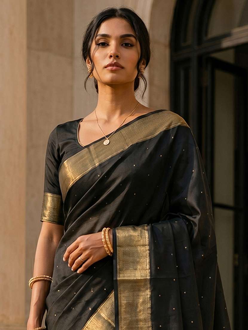 women self design bordered saree with blouse - 22565241 -  Standard Image - 1