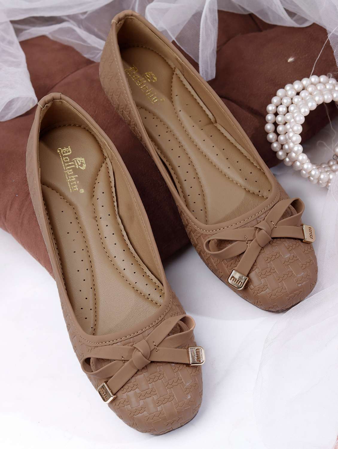 women textured slip on ballerina