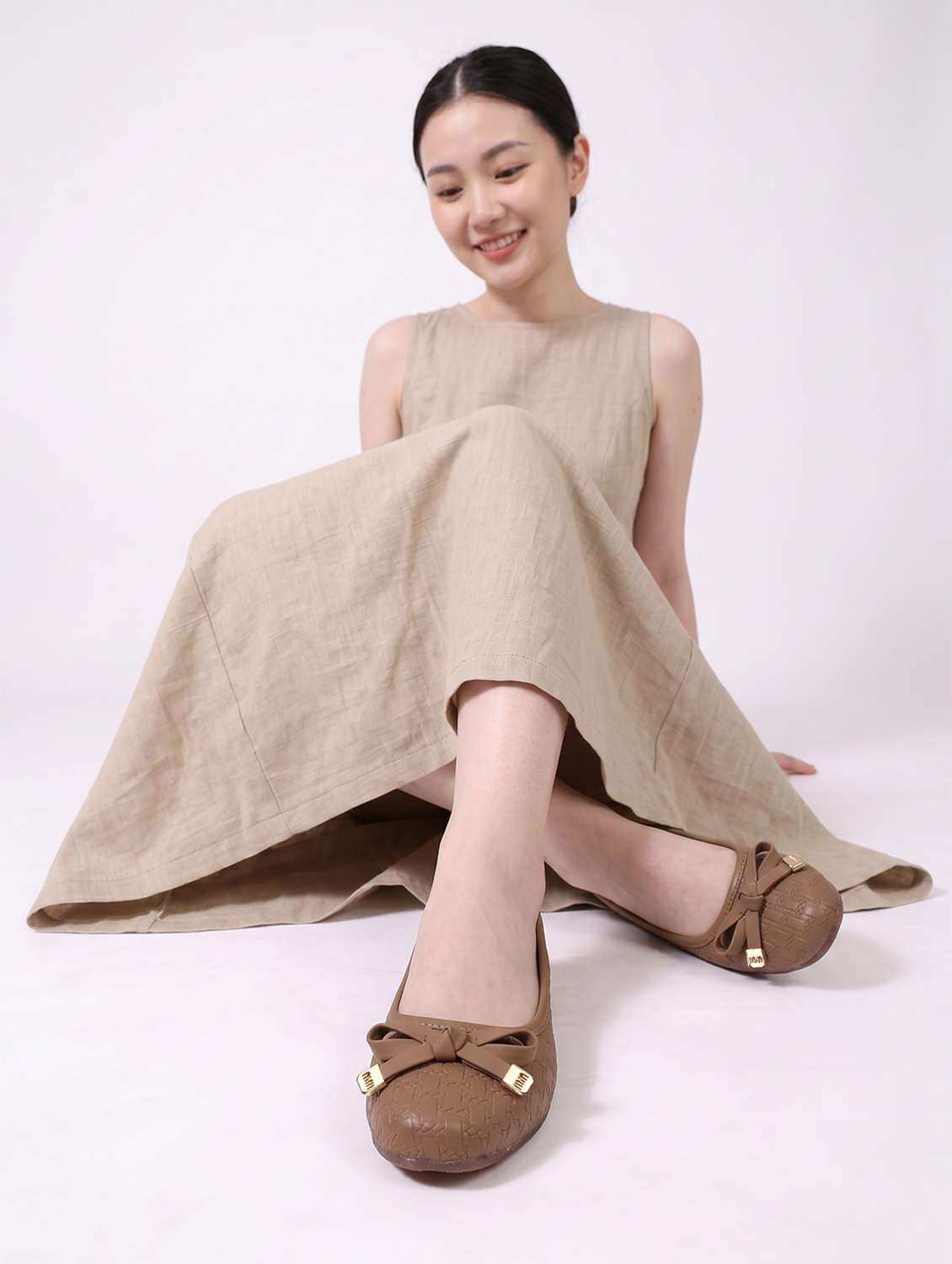 women textured slip on ballerina - 22565251 -  Standard Image - 4