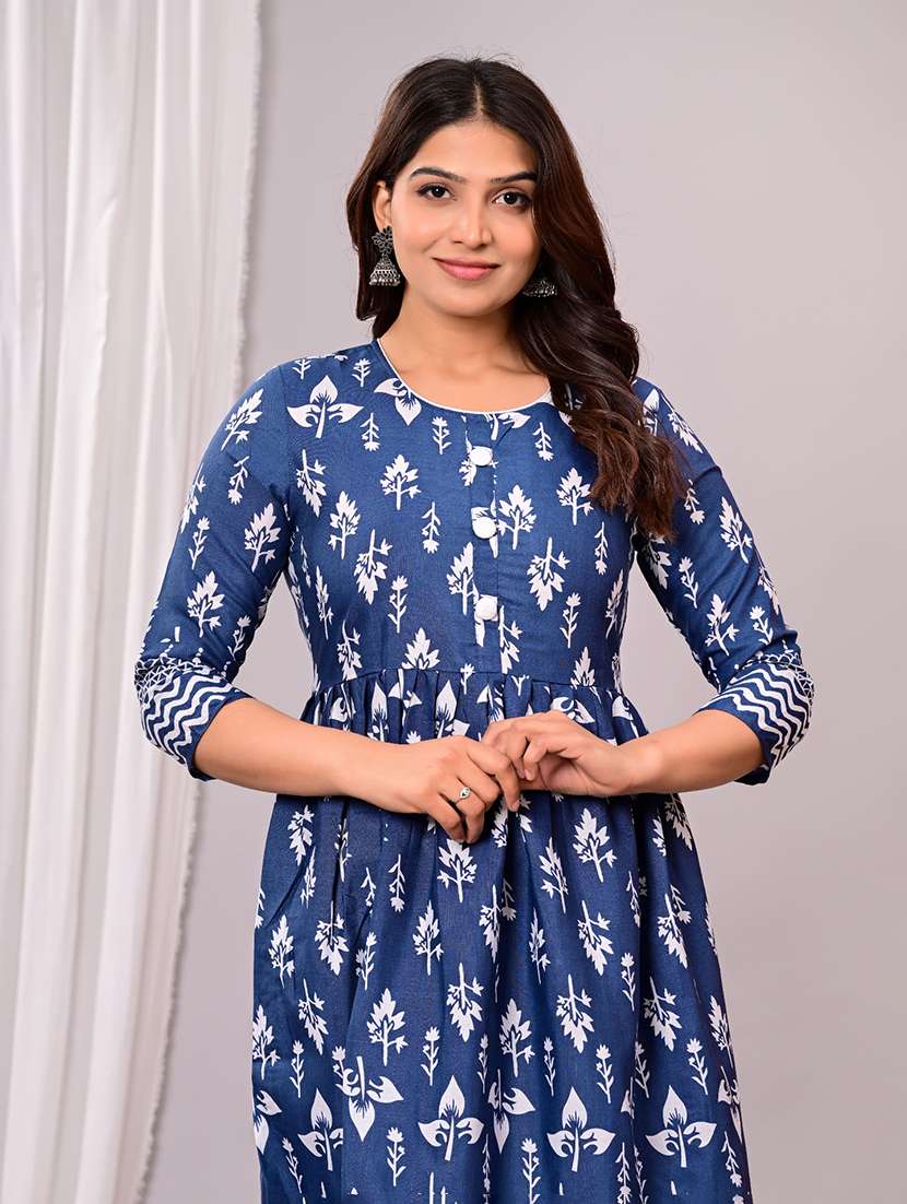 women printed three quarter sleeves flared dress - 22565280 -  Standard Image - 4